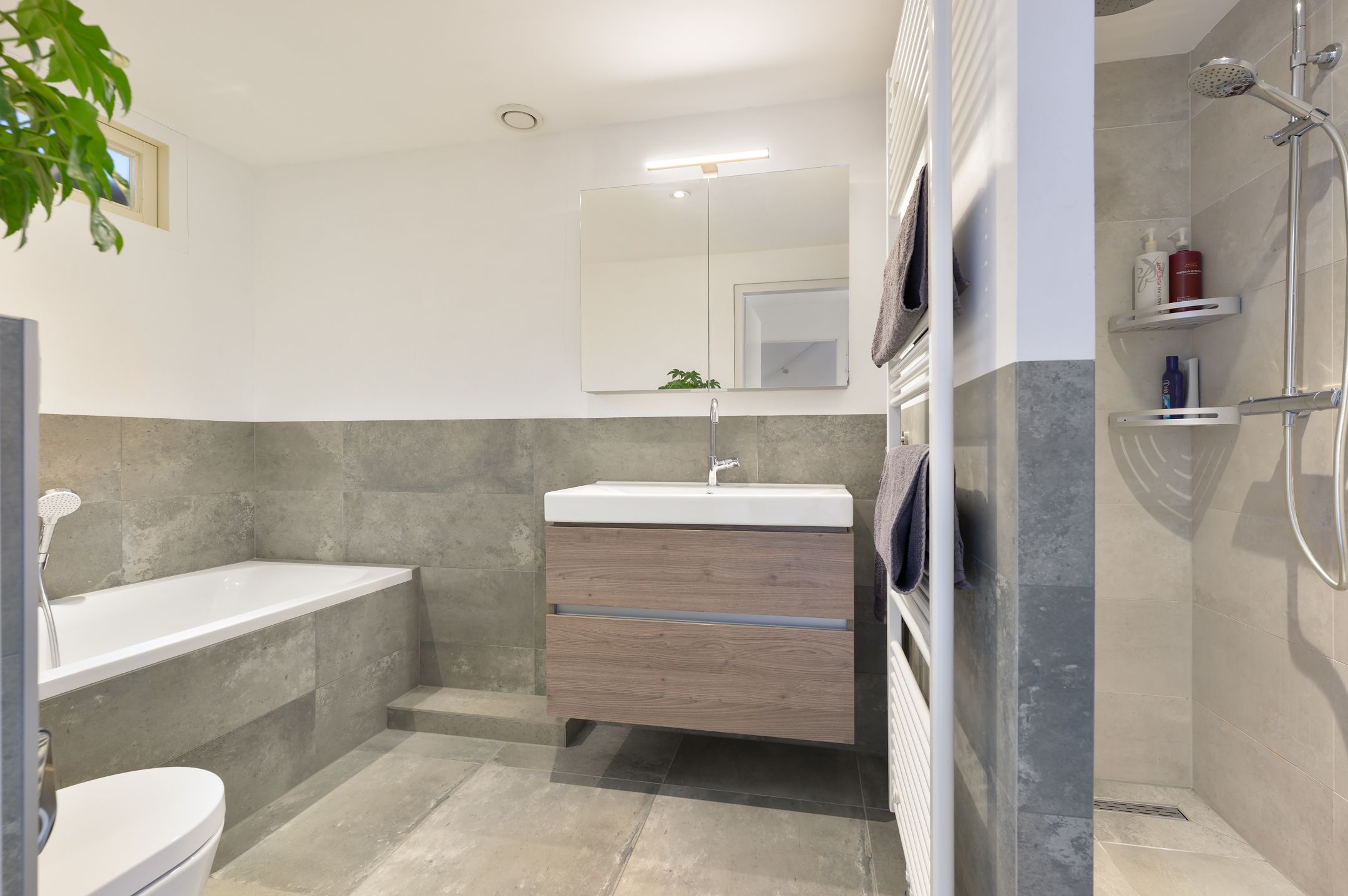 Foto 24 van Paulinastraat 60