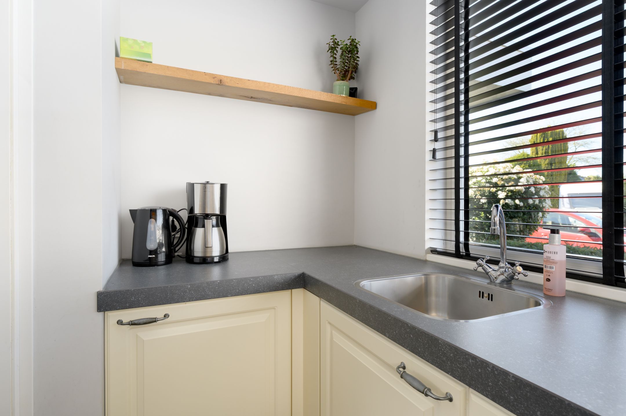 Foto 12 van Paulinastraat 60