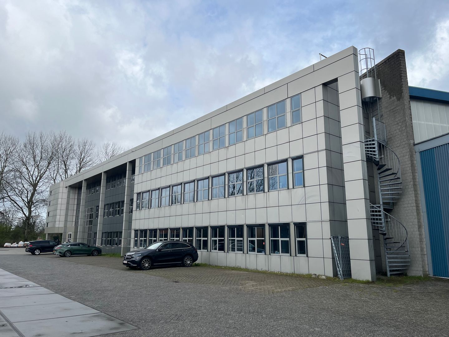 Bekijk foto 2 van Aluminiumstraat 1