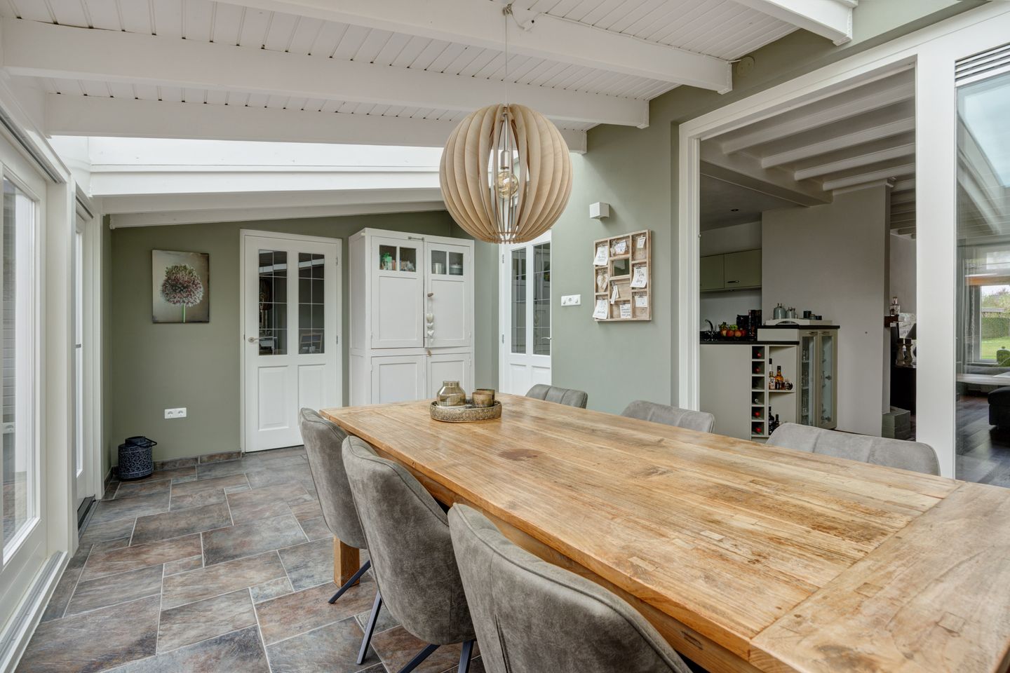 Photo 19 of Reusel 15