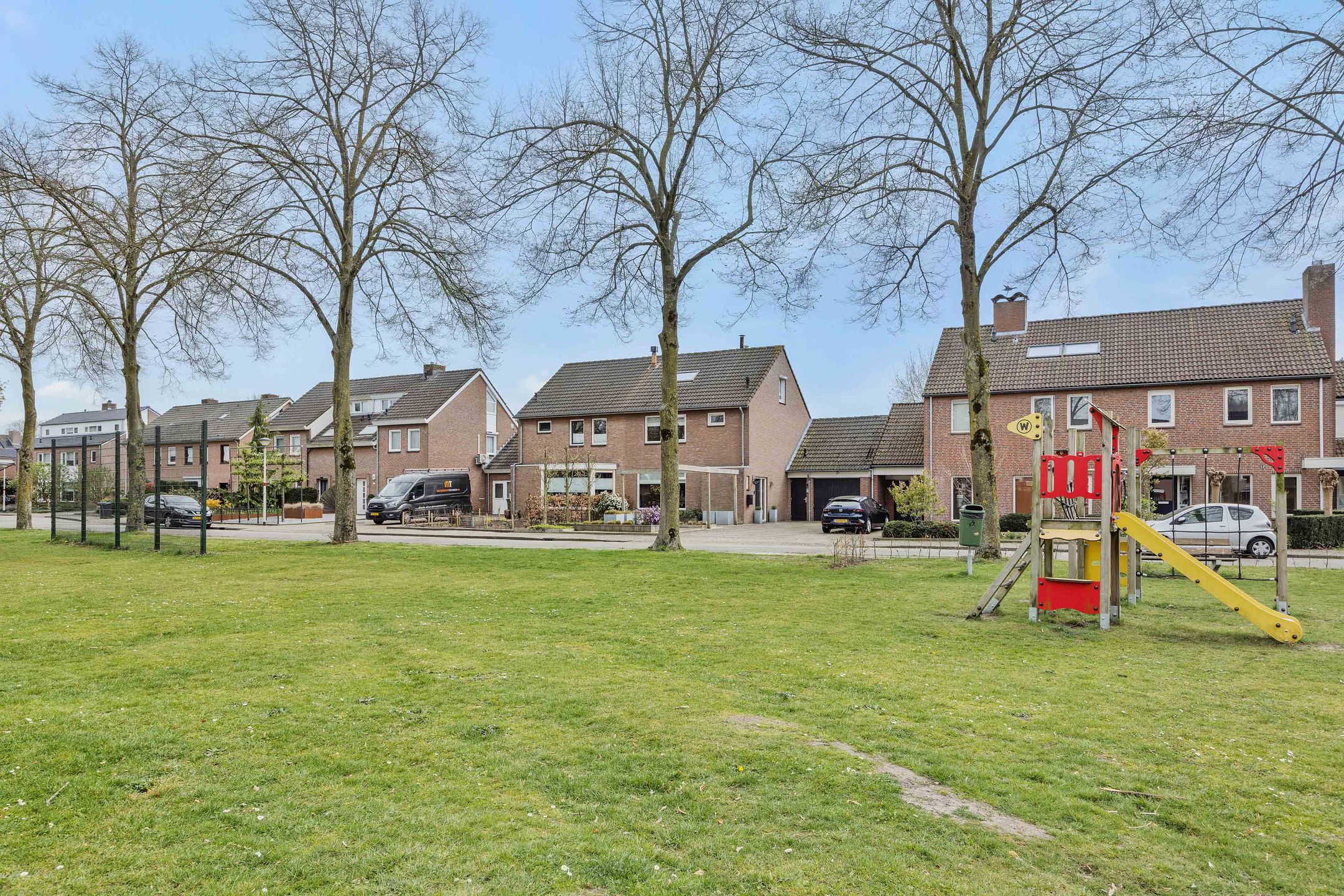 Photo 45 of Reusel 15