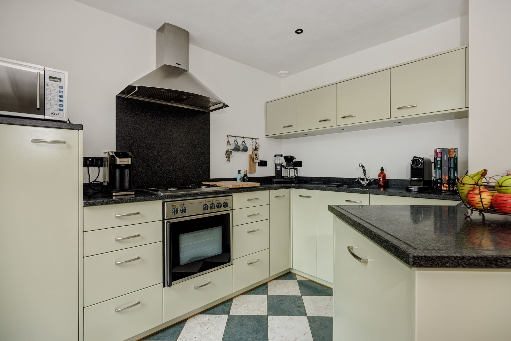 Photo 15 of Reusel 15