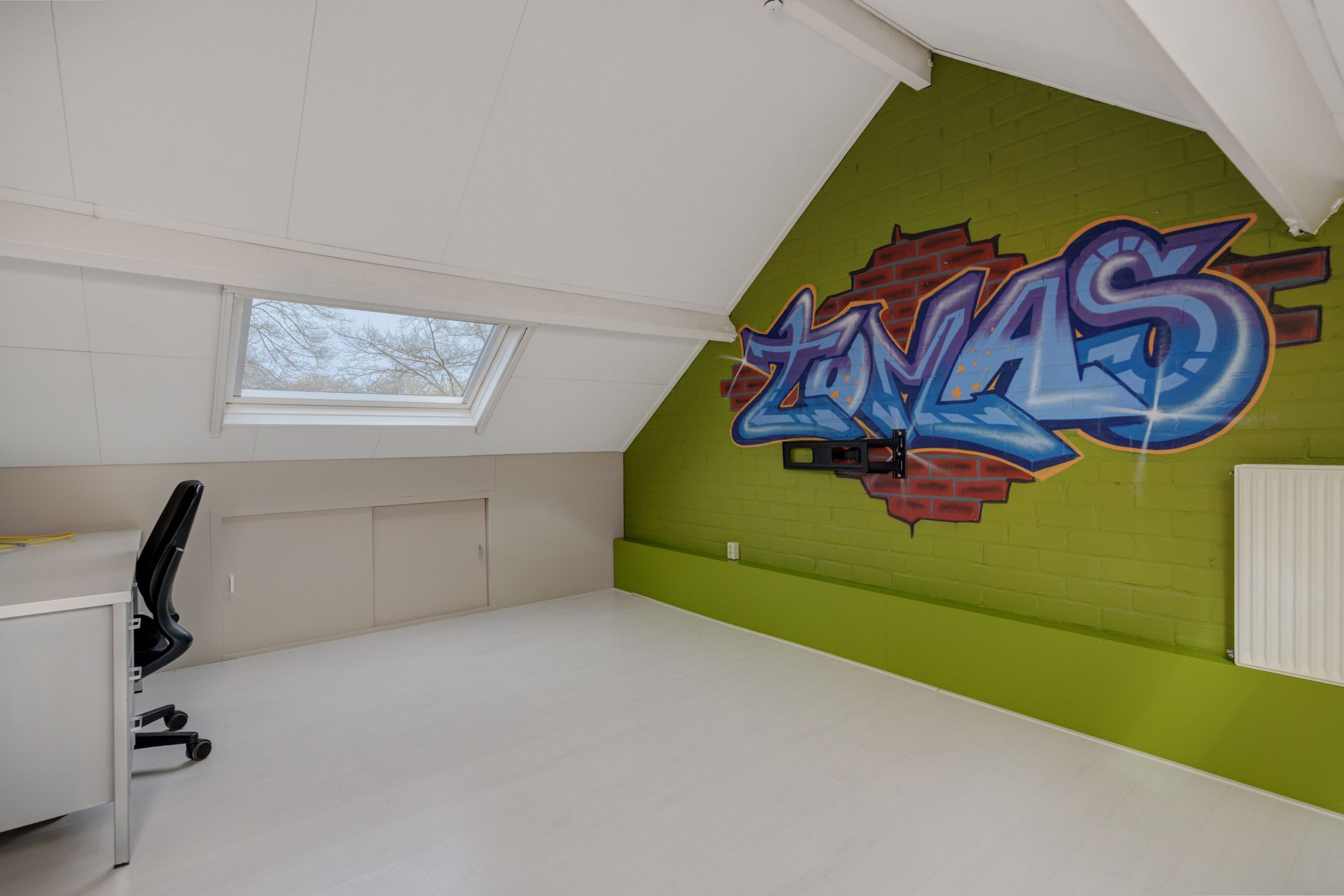 Photo 33 of Reusel 15