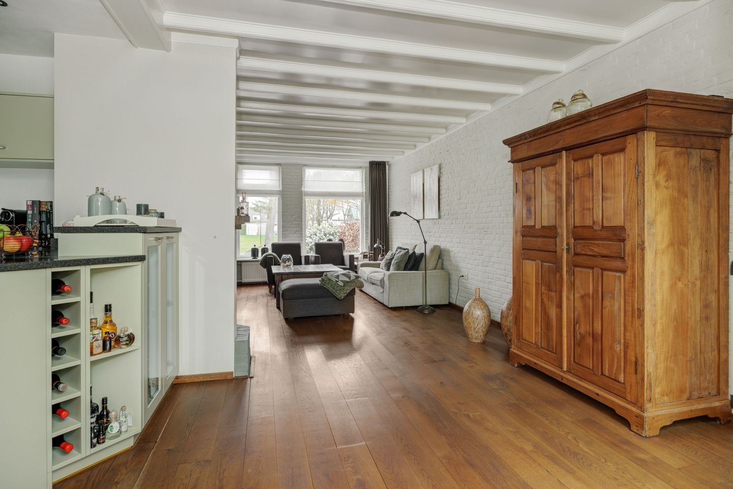 Photo 14 of Reusel 15