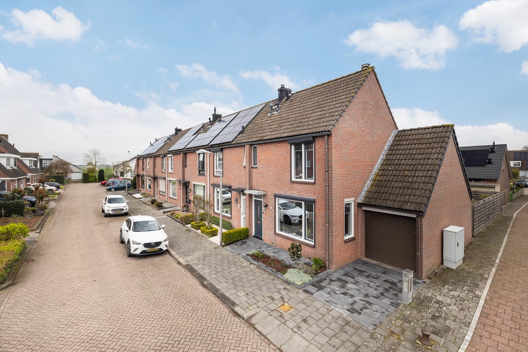 Foto 1 van Torenlaan 30