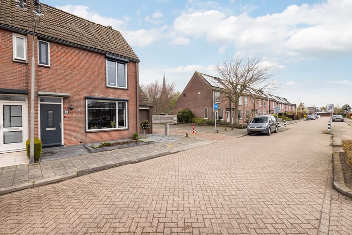 Photo 4 of Torenlaan 30