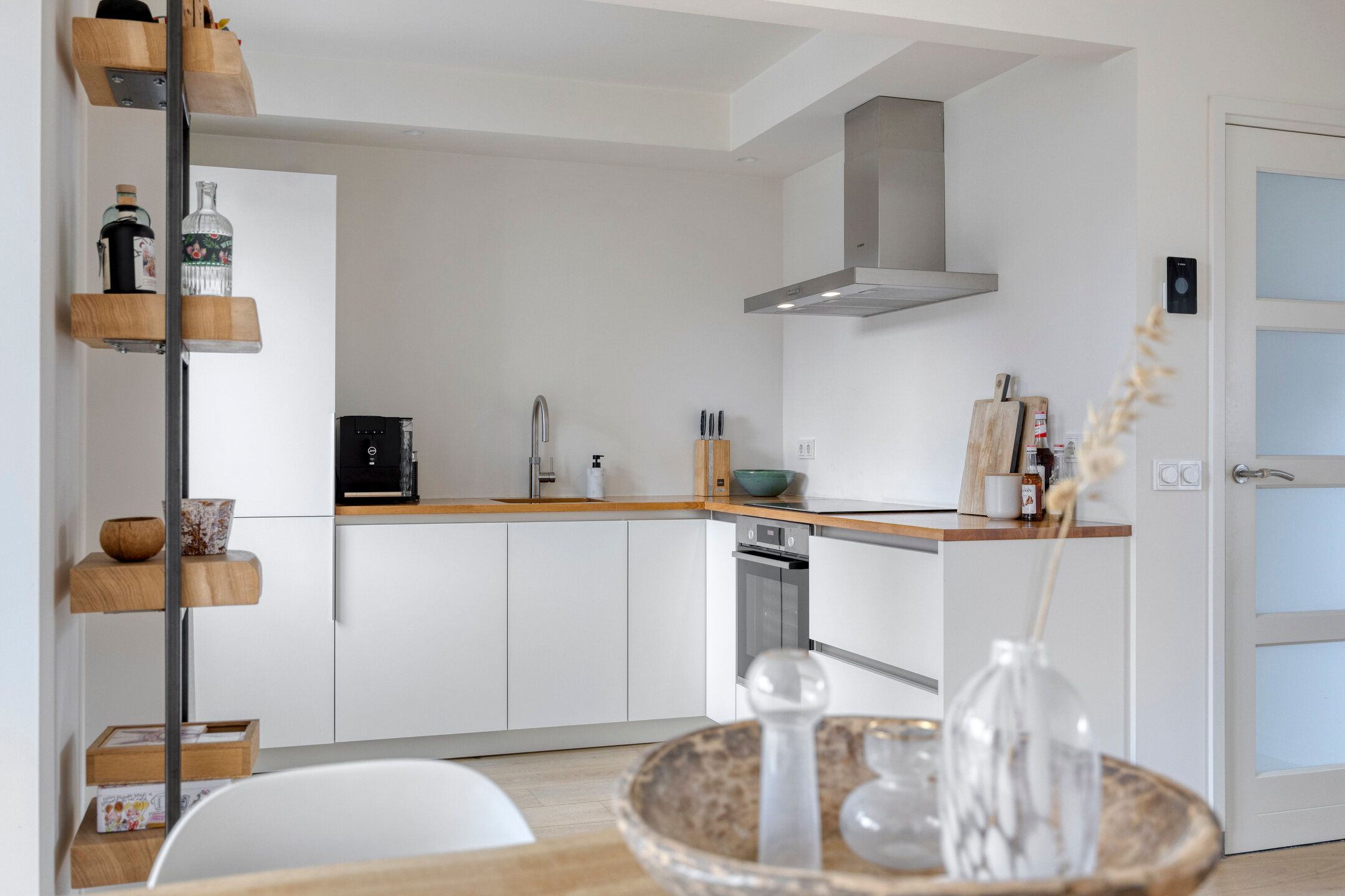 Modernized Terraced Home with Solar Panels and Garden in Roosendaal — 15