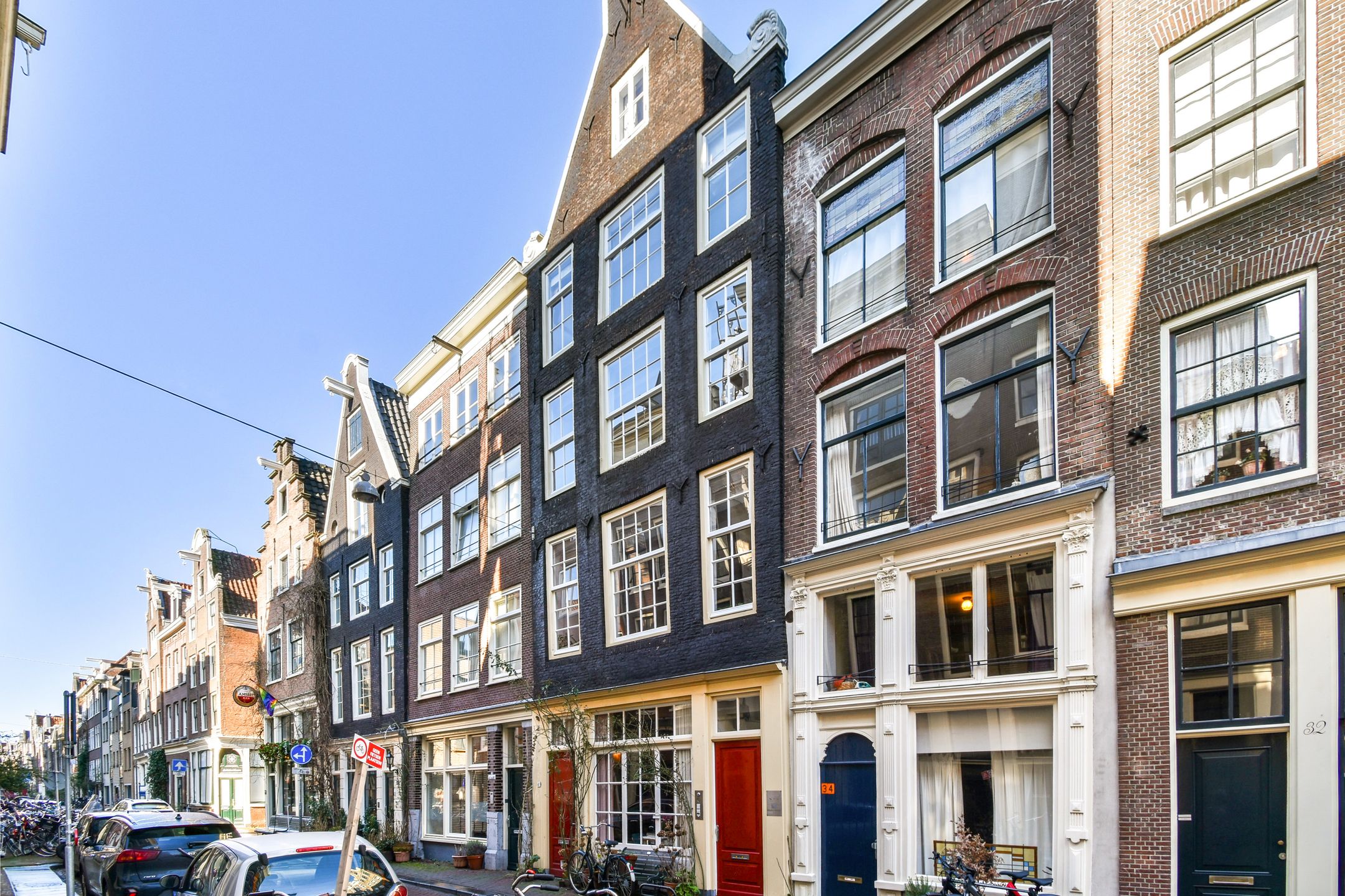 Photo 3 of Bloemstraat 36-G