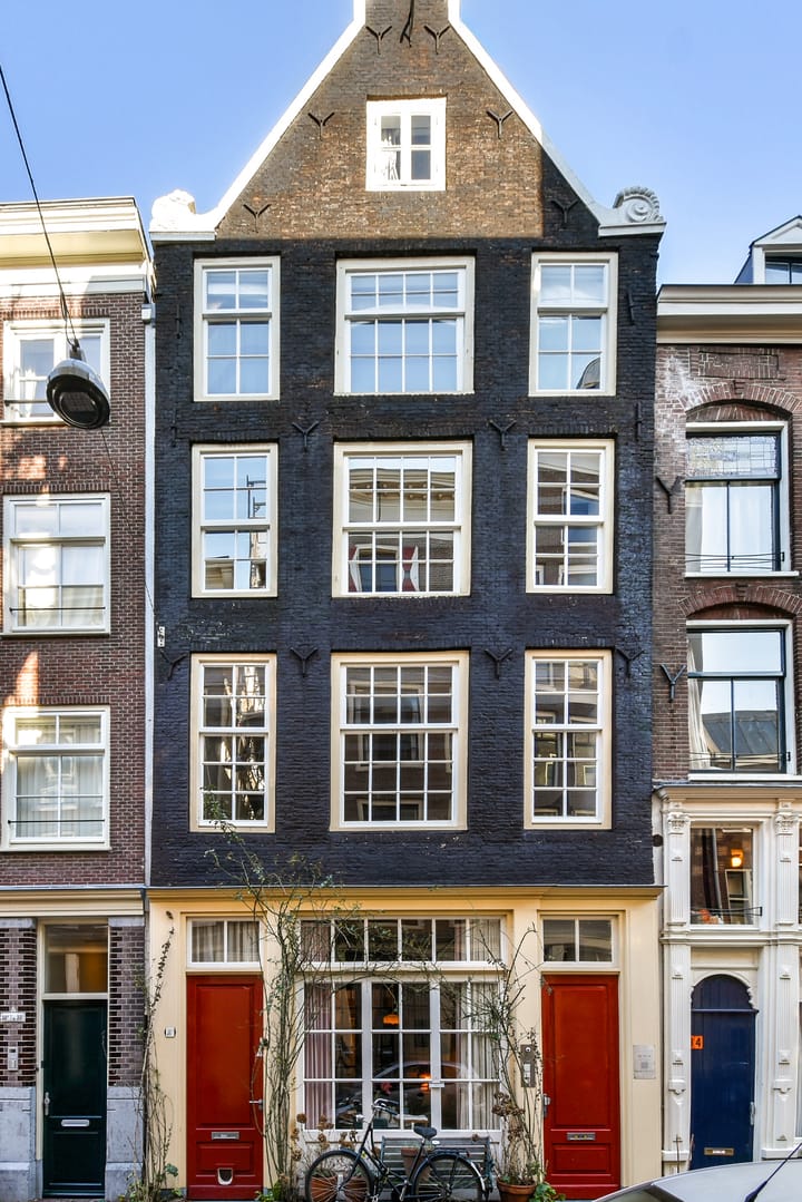 Photo 2 of Bloemstraat 36-G