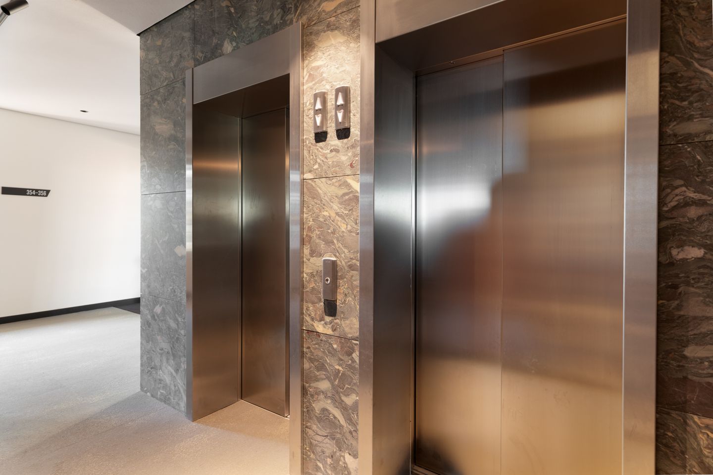 Foto 40 van Burgemeester Rijnderslaan 352