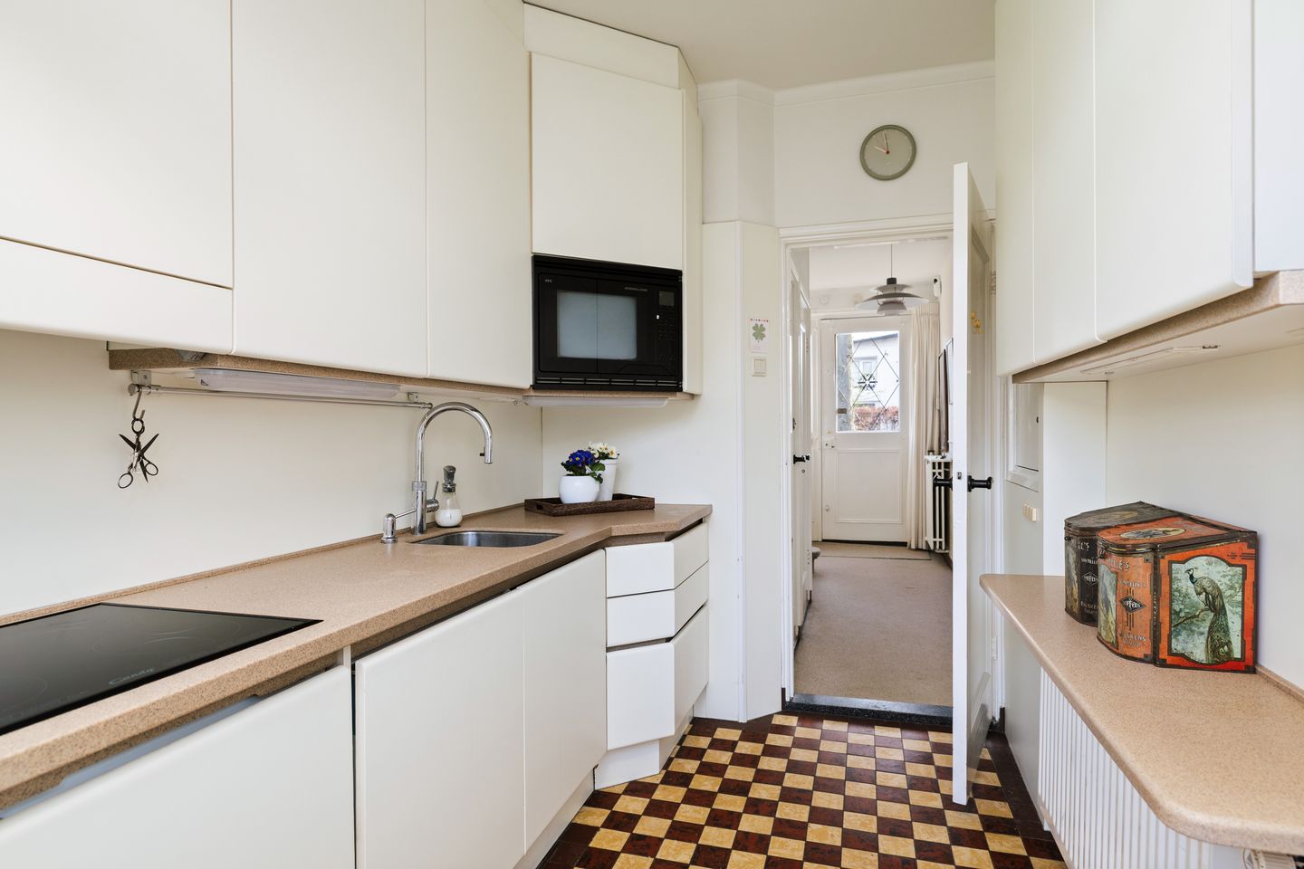 Foto 14 van Van Oldenielstraat 3