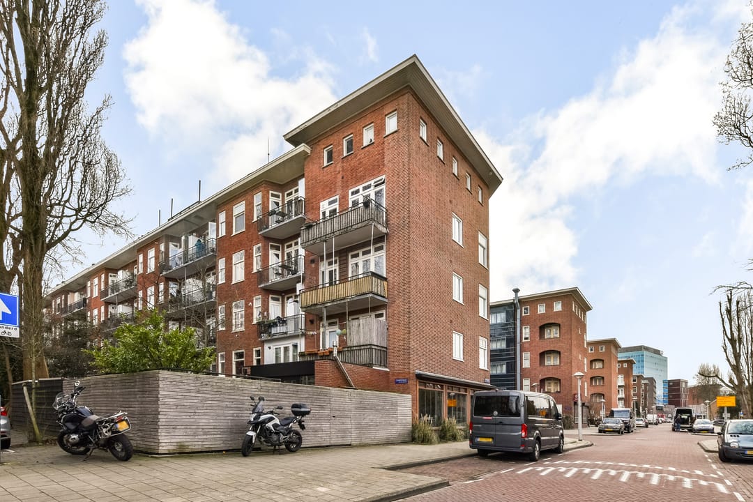 Photo 23 of Lucellestraat 44