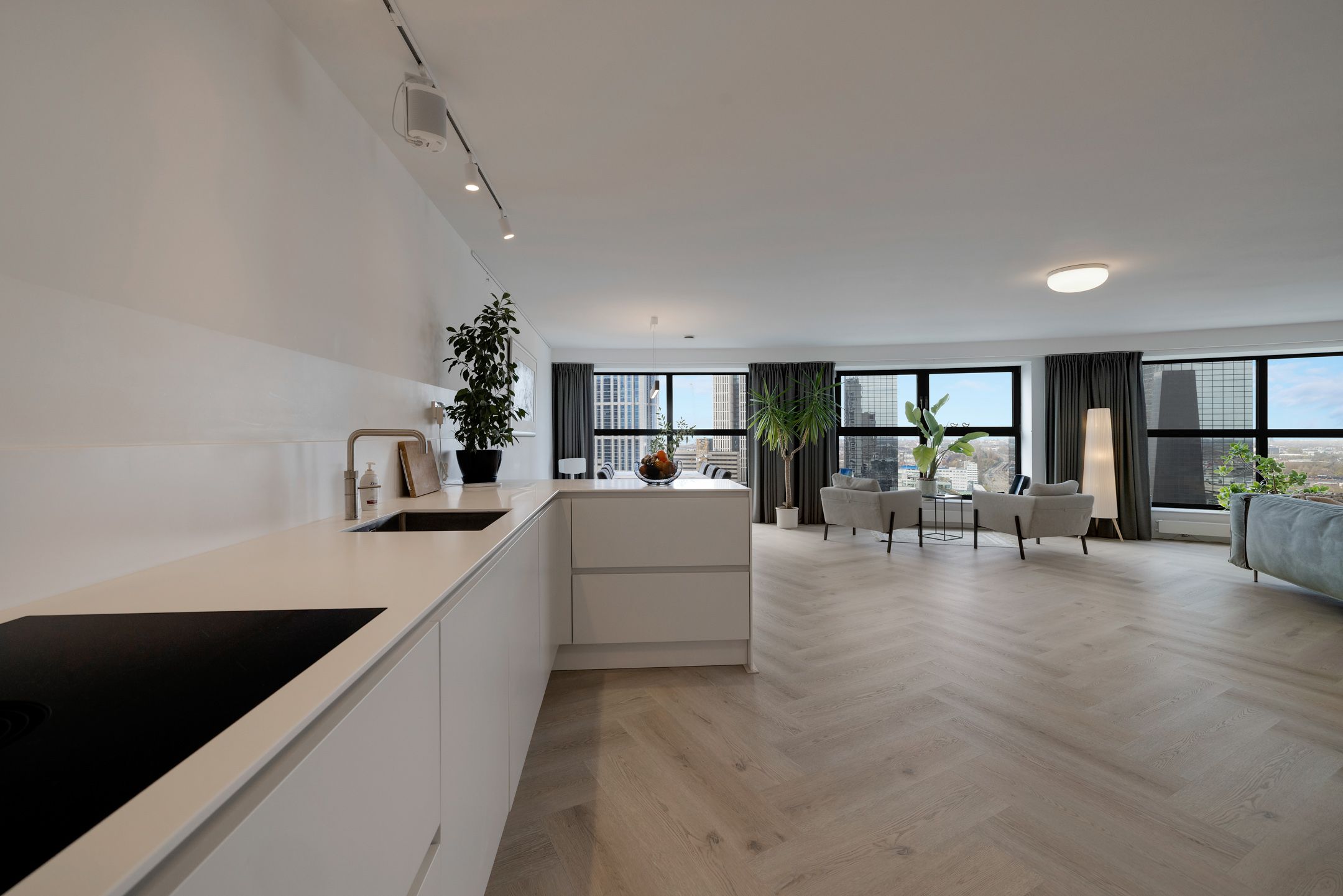 Foto 24 van Weena 251