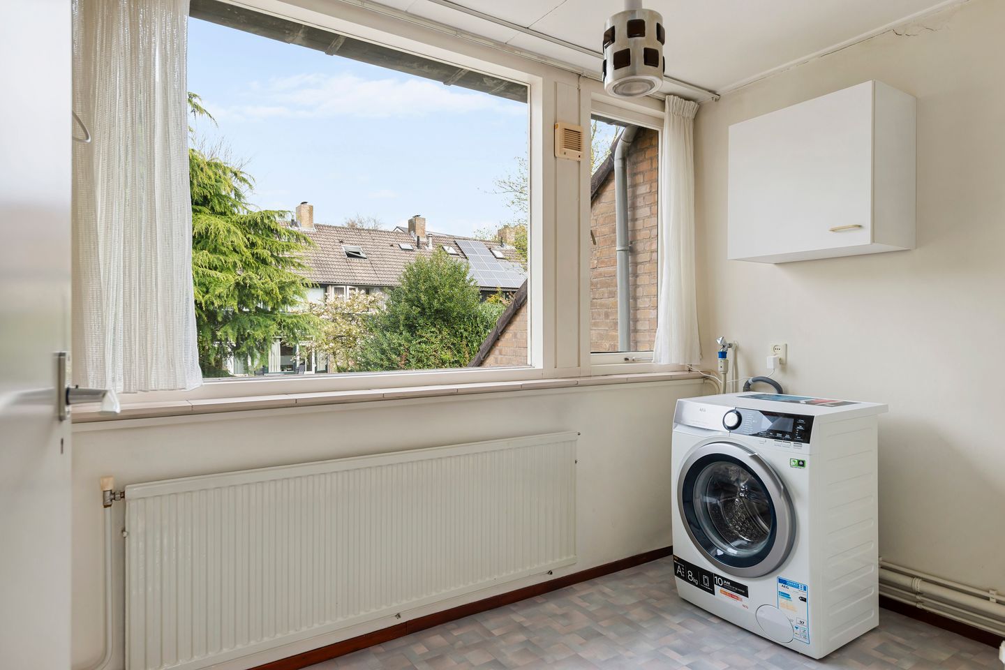 Photo 34 of Margrietstraat 32