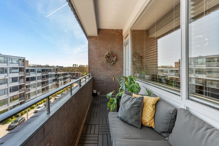 Photo 2 of Wichard van Pontlaan 133