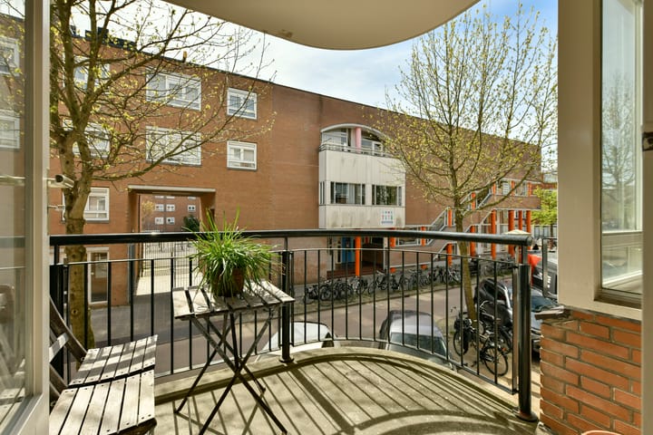 Foto 4 van Riouwstraat 67-A