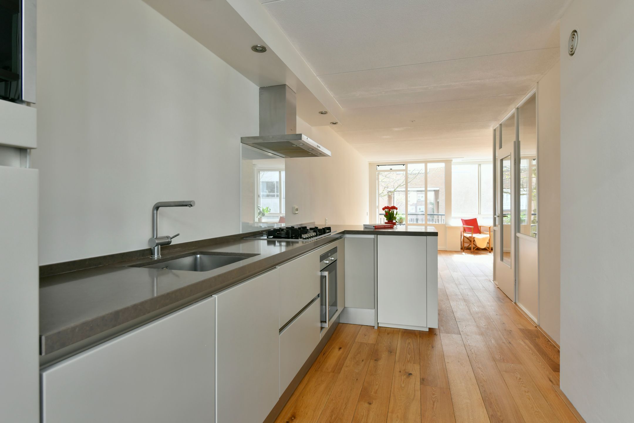 Foto 9 van Riouwstraat 67-A