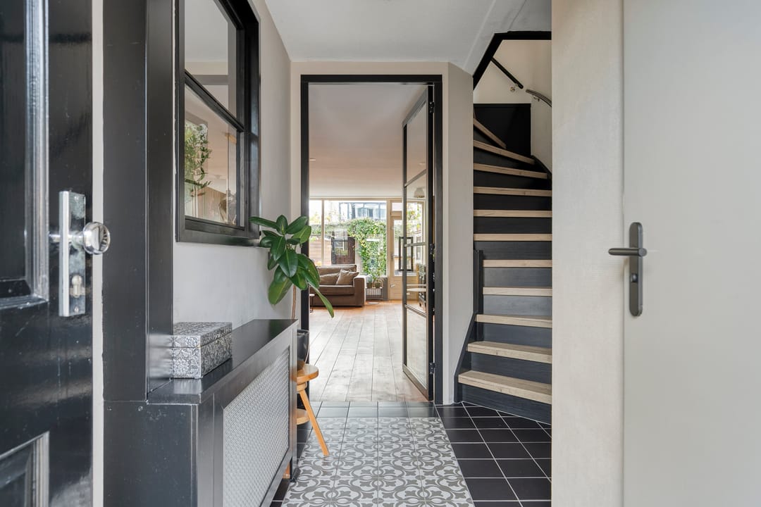 Photo 8 of Anna Bijnsstraat 12