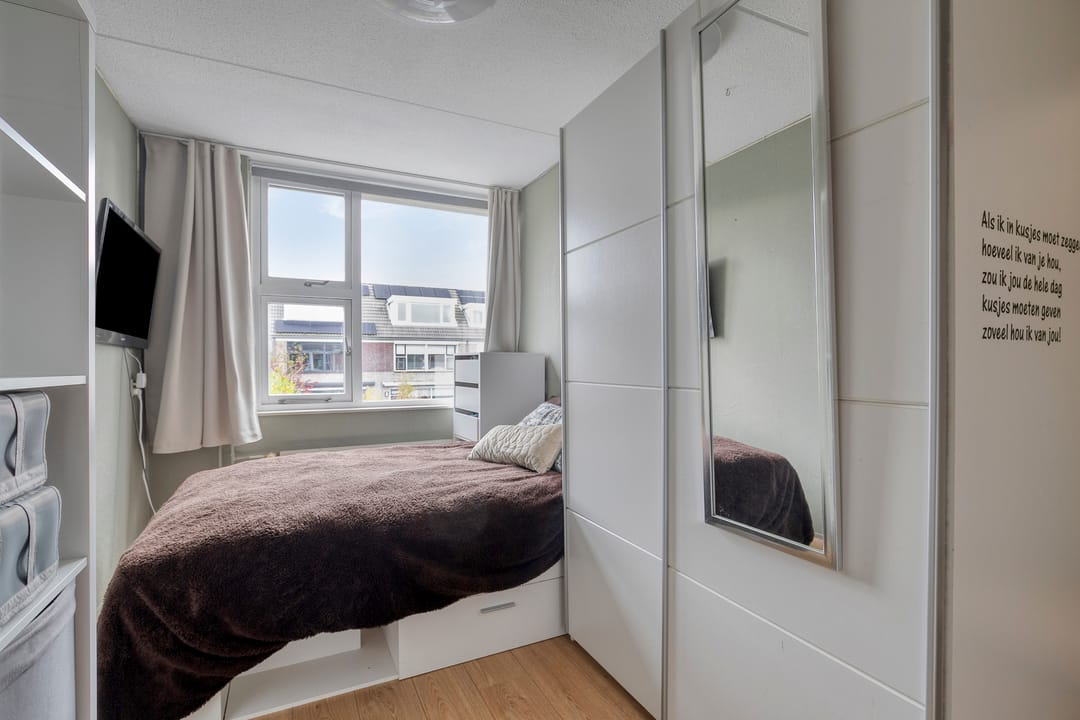 Photo 23 of Anna Bijnsstraat 12