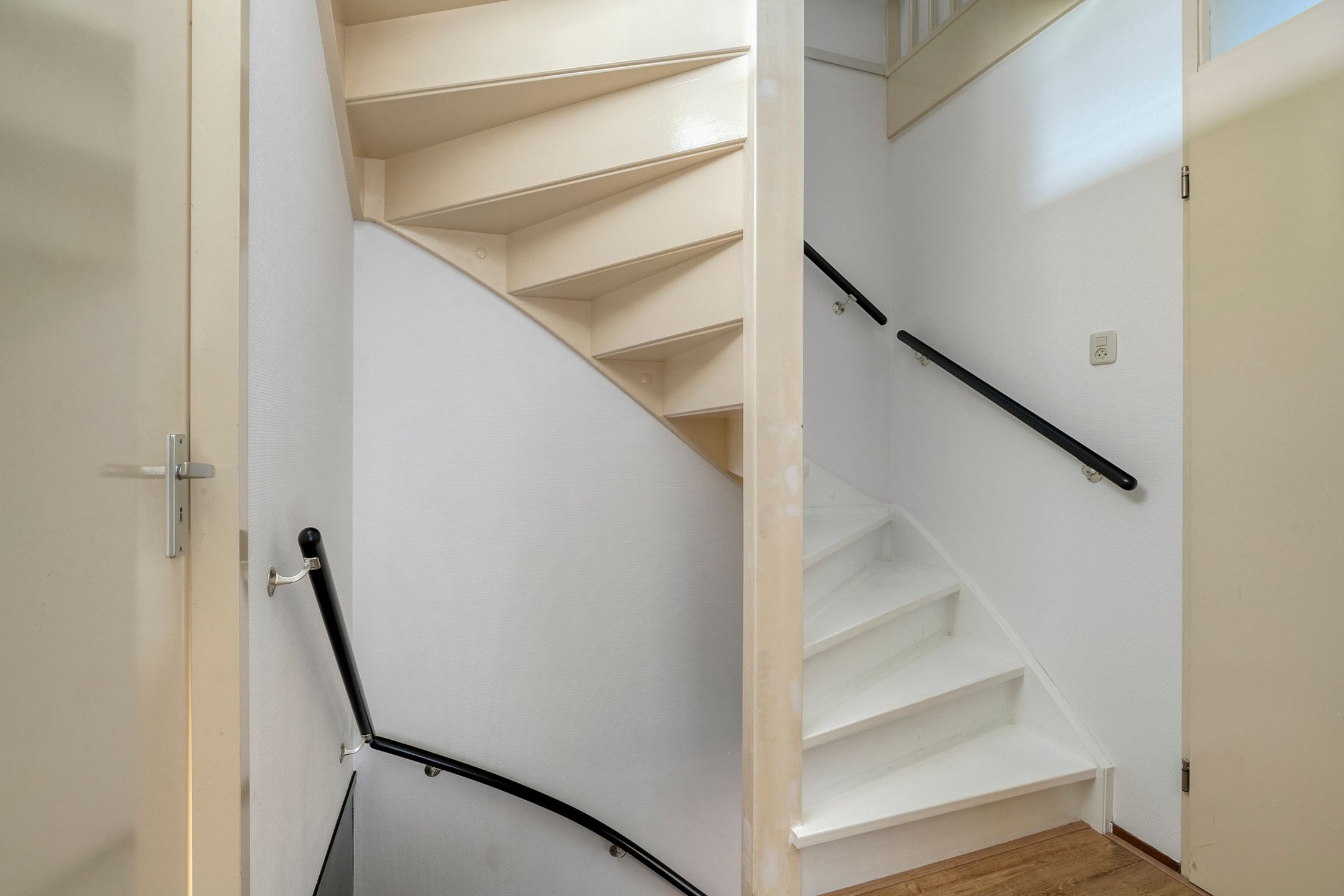 Photo 18 of Anna Bijnsstraat 12