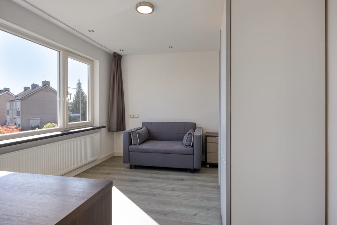 Foto 16 van Simon van den Berghstraat 33