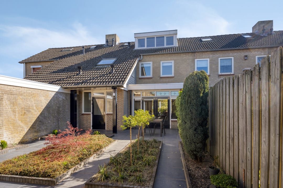 Foto 28 van Simon van den Berghstraat 33