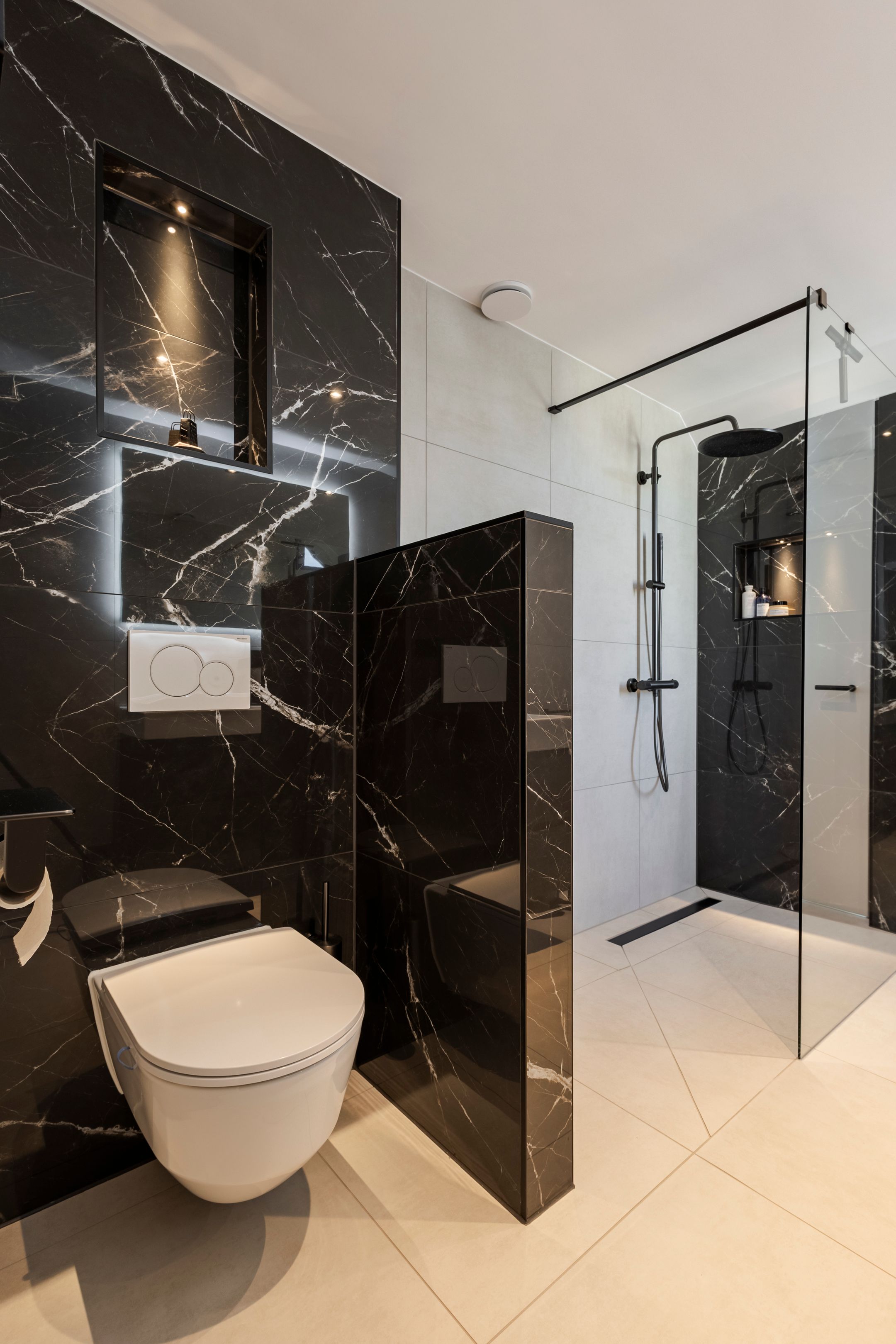 Foto 24 van Van Leijdenstraat 26