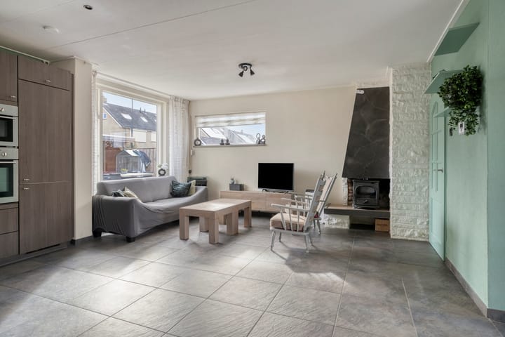 Foto 4 van Middelgatstraat 2