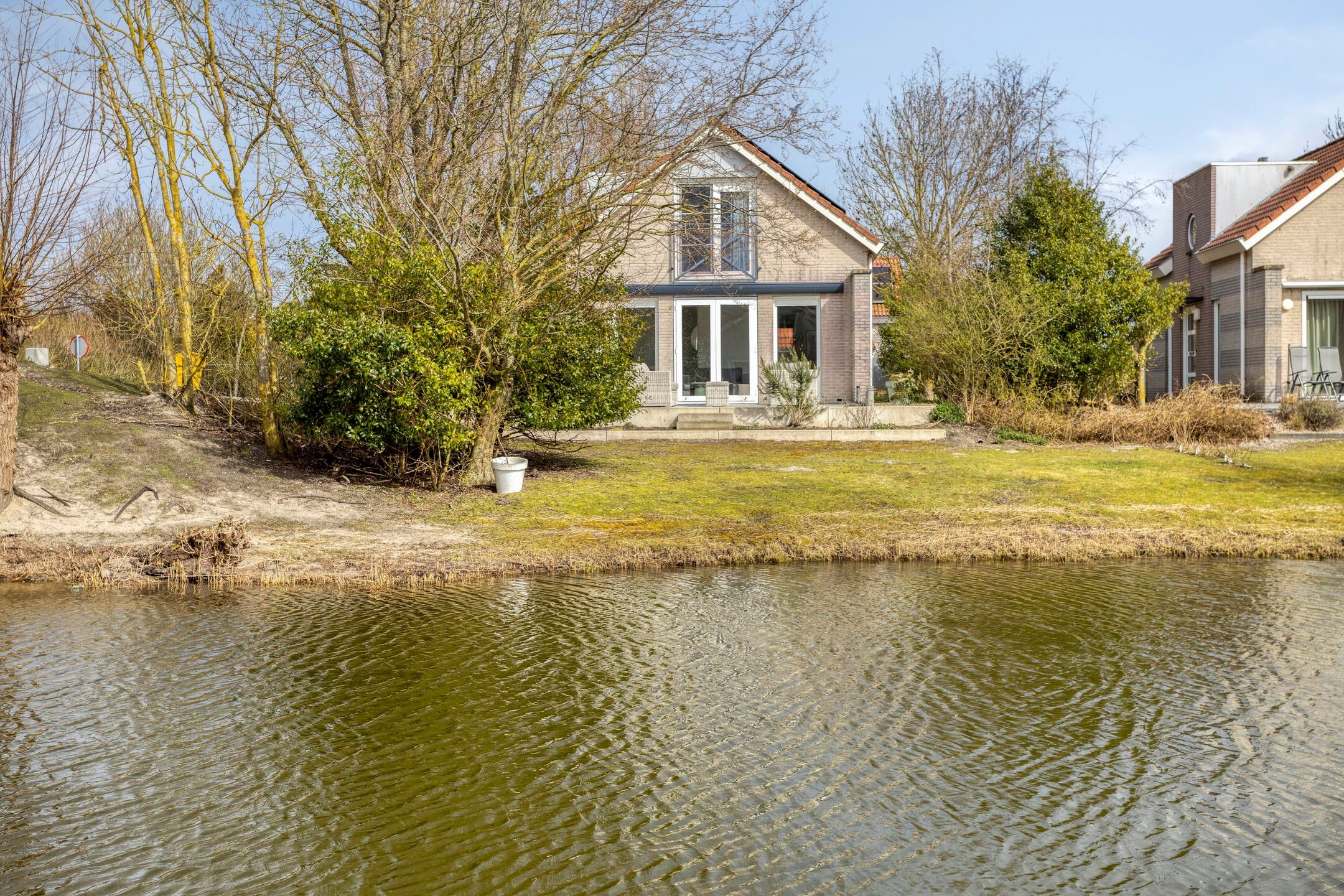 3-bedroom freehold villa in Makkum — photo 3 of 5