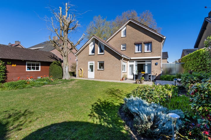 Photo 2 of Teune Smeedstraat 3