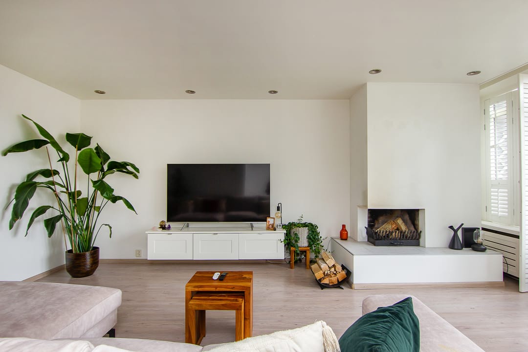 Photo 7 of Albert Verweylaan 17-II