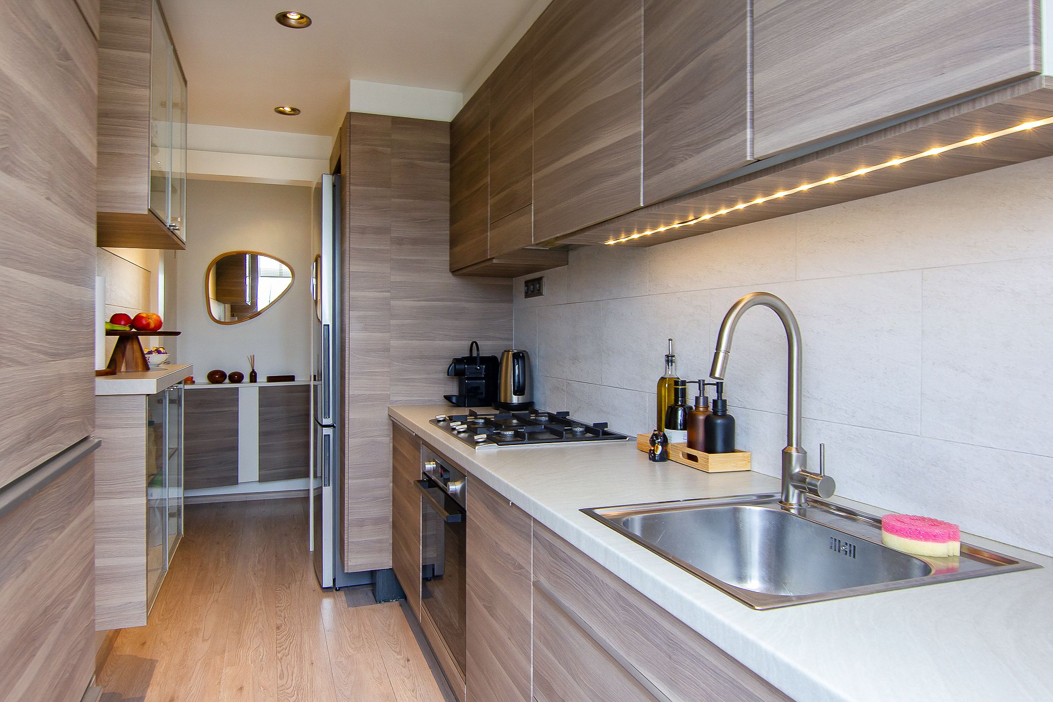 Photo 27 of Albert Verweylaan 17-II