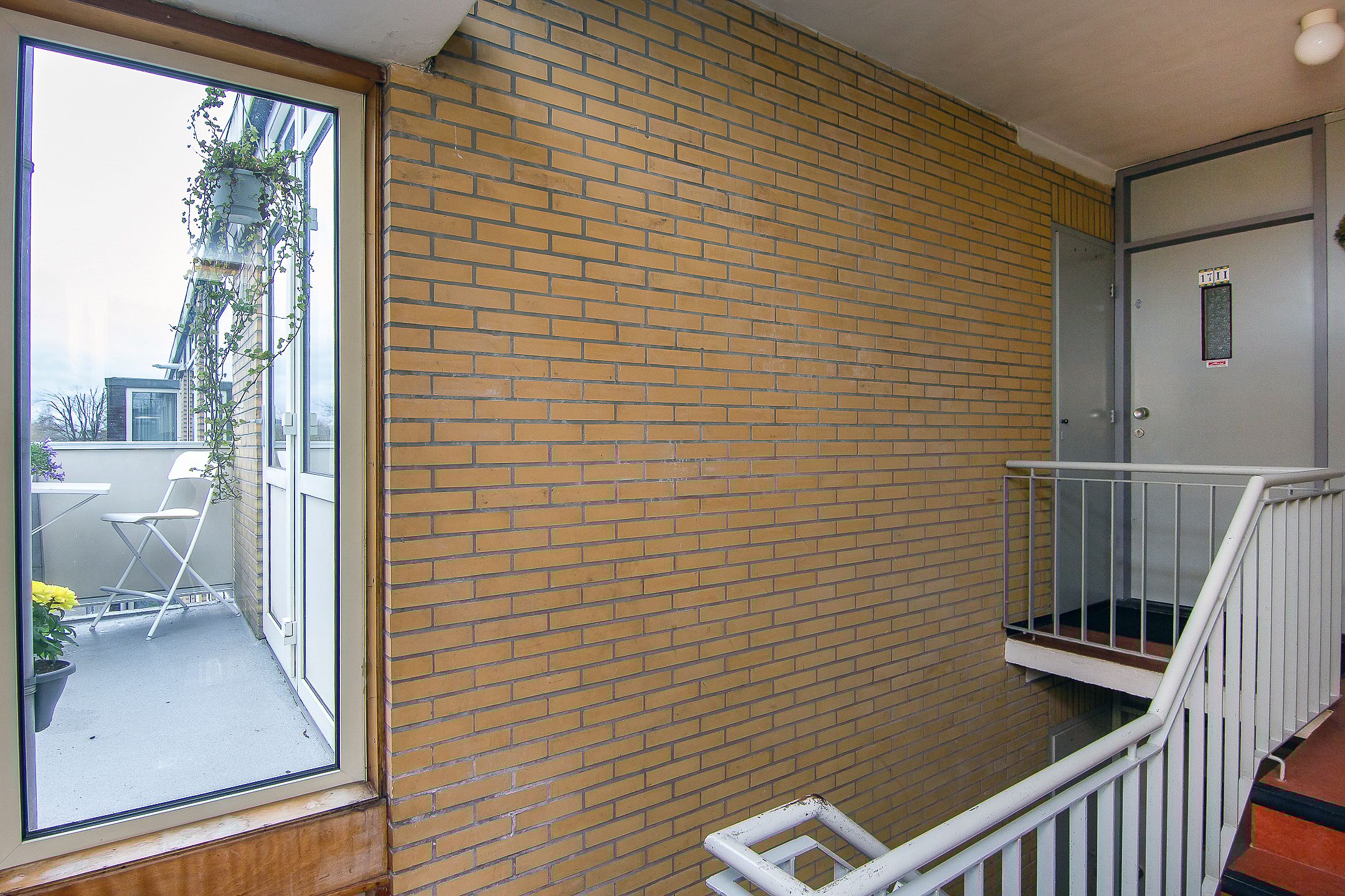 Photo 36 of Albert Verweylaan 17-II