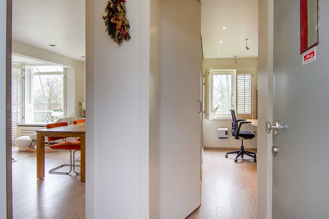 Photo 16 of Albert Verweylaan 17-II