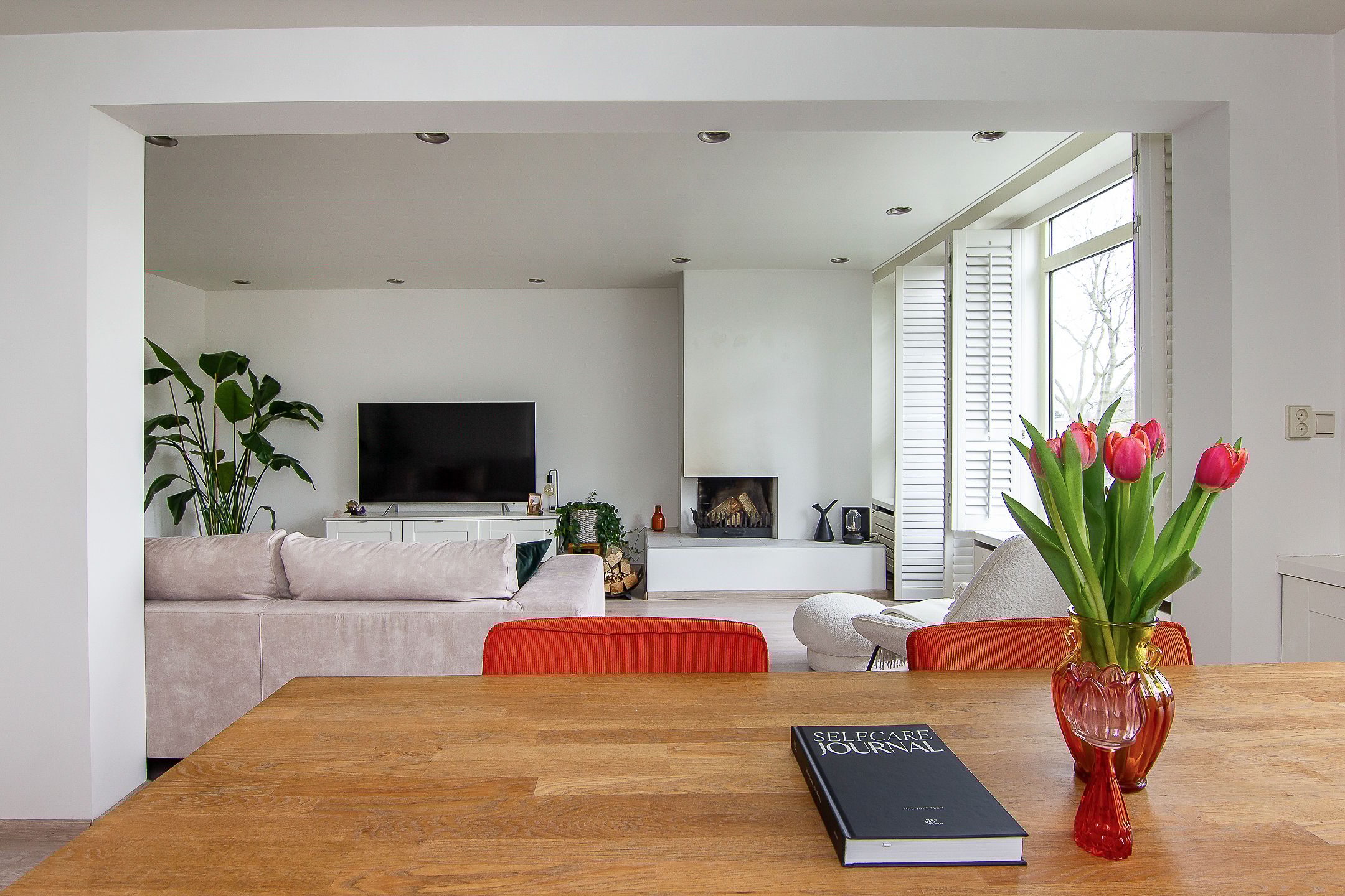 Photo 12 of Albert Verweylaan 17-II