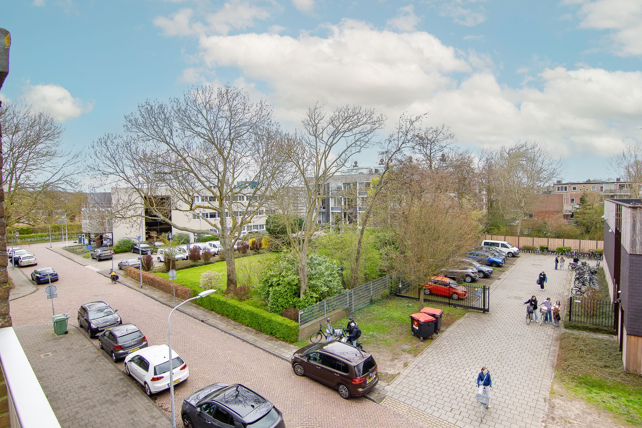 Photo 33 of Albert Verweylaan 17-II