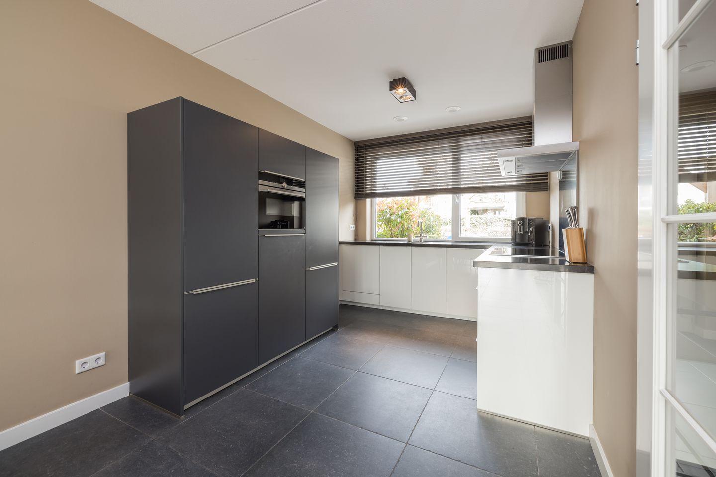 Foto 10 van Spechtstraat 11