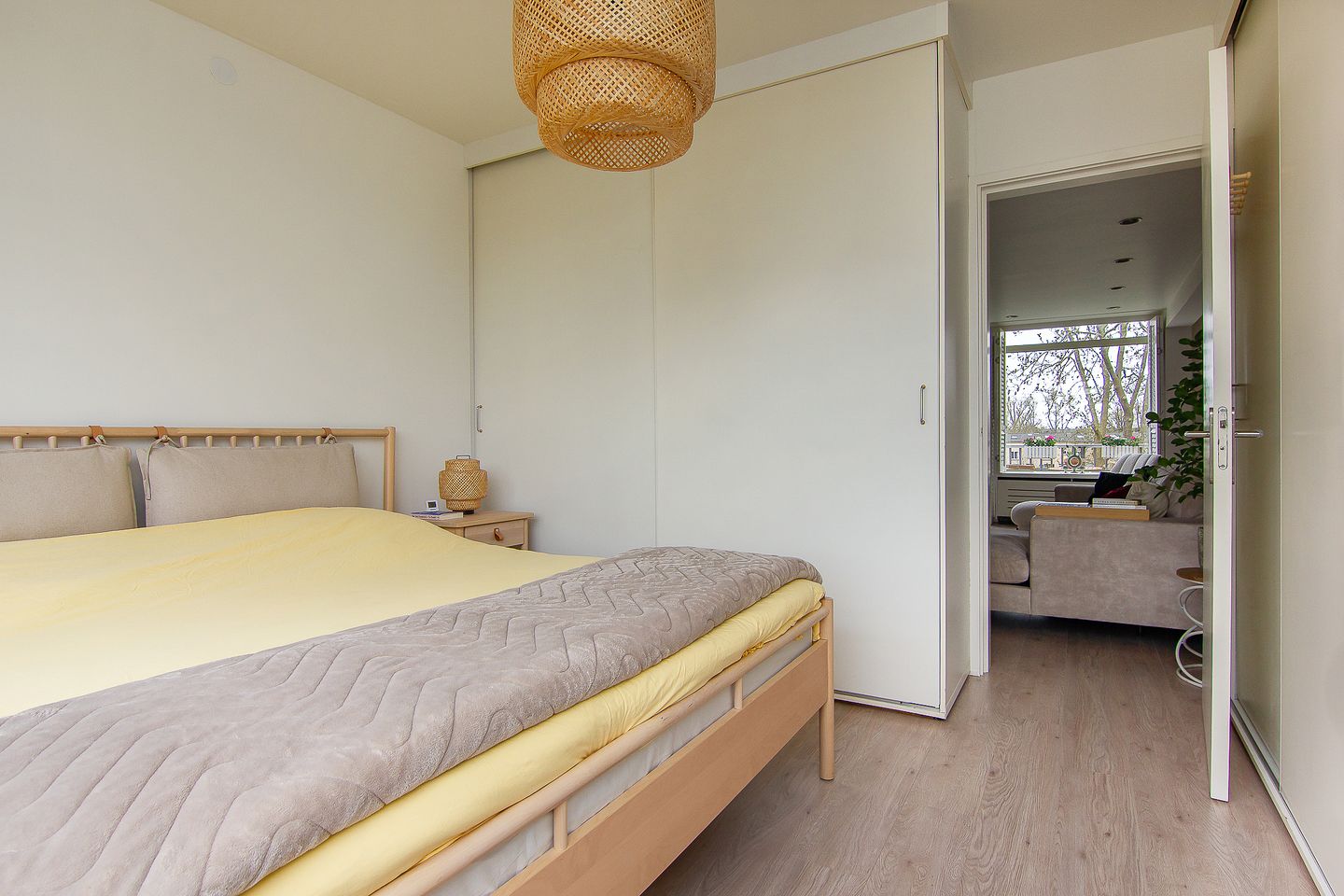 Photo 20 of Albert Verweylaan 17-II