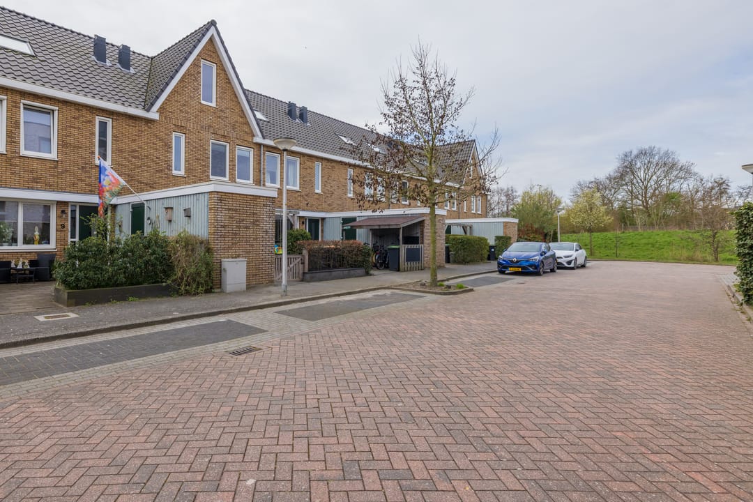 Foto 61 van Spechtstraat 11