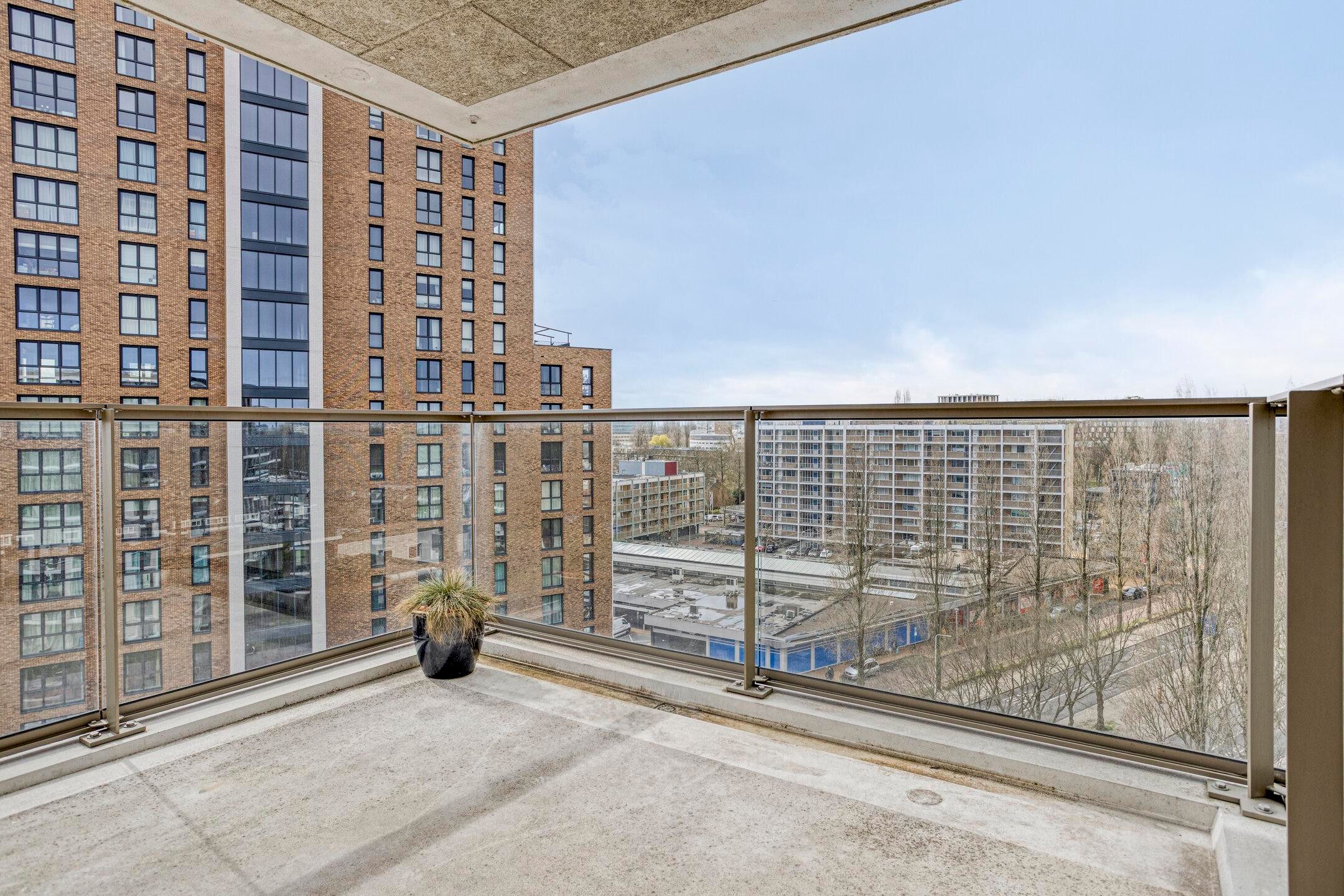 Foto 42 van Klaasje Zevensterstraat 569