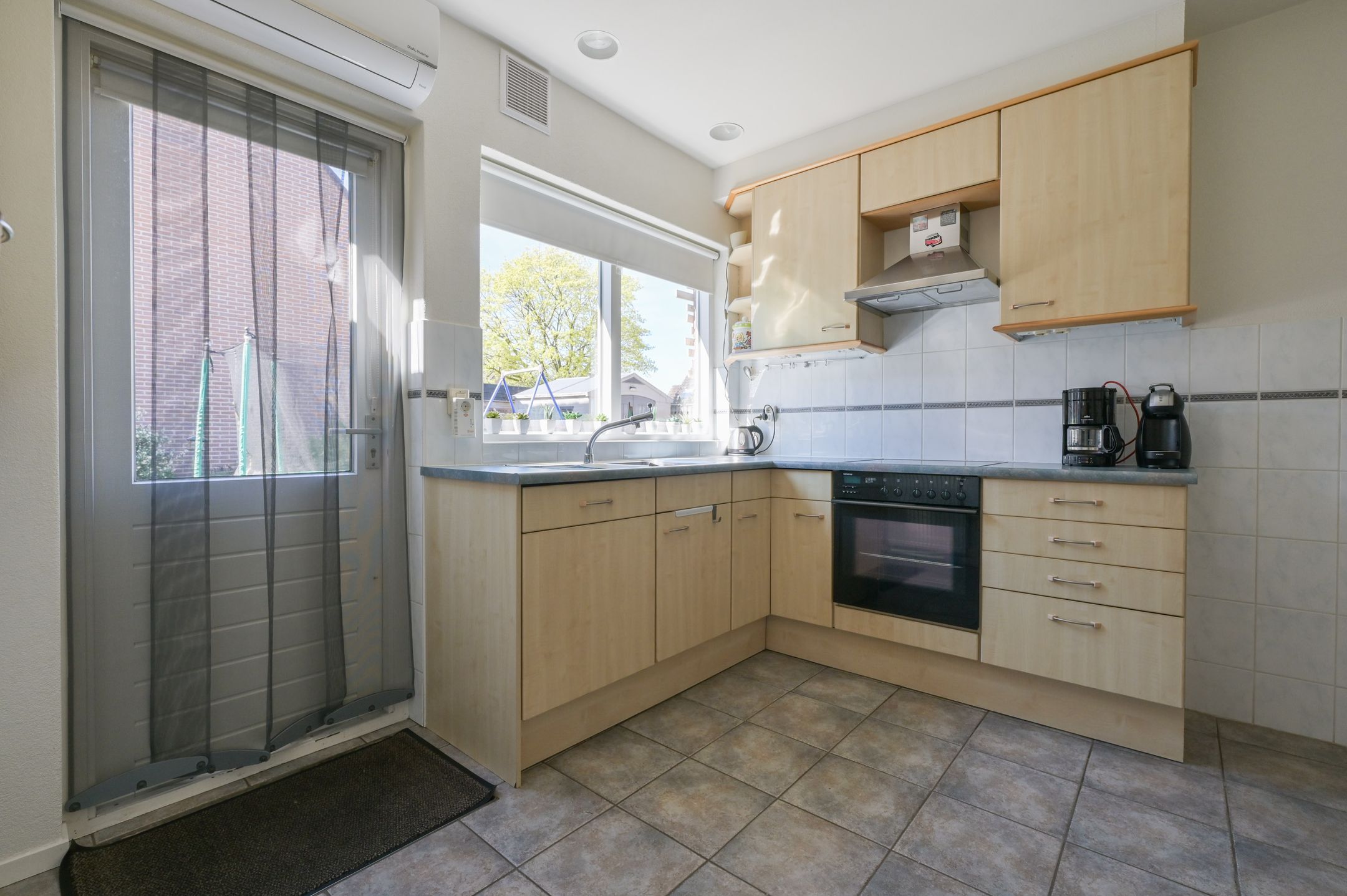 Foto 15 van Korenbloemstraat 7