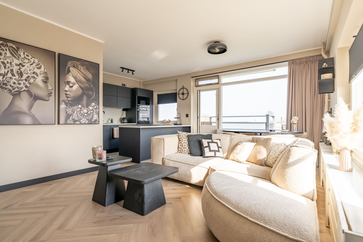 Photo 10 of Prins Bernhardplein 61