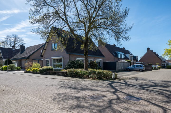 Foto 4 van Korenbloemstraat 7