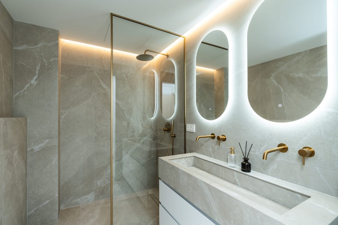 Foto 13 van Calle valle del golf 8