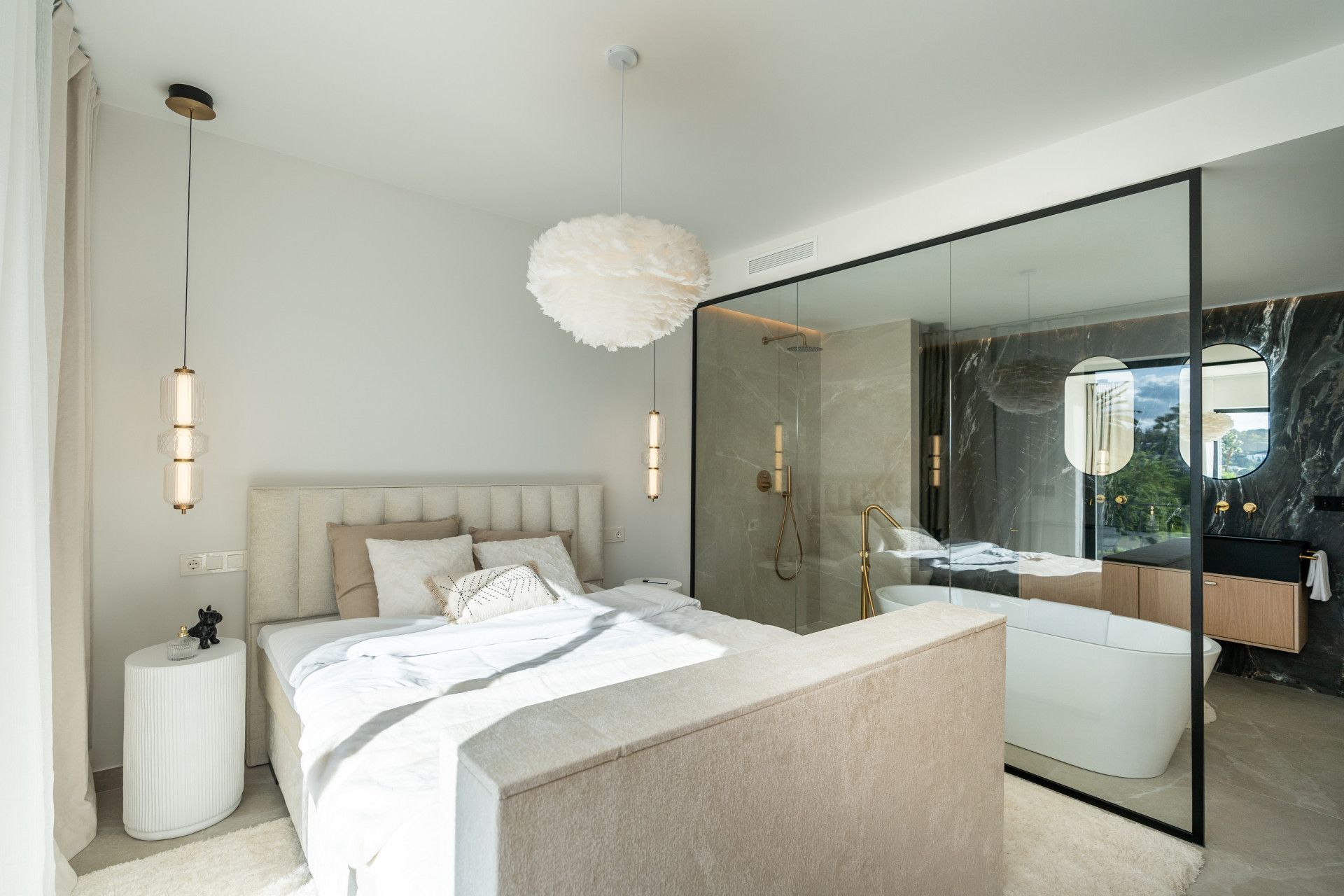 Foto 15 van Calle valle del golf 8