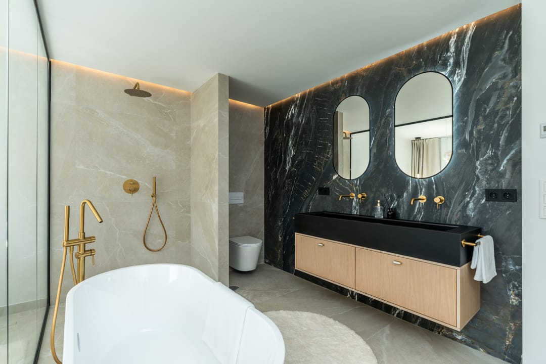 Foto 17 van Calle valle del golf 8