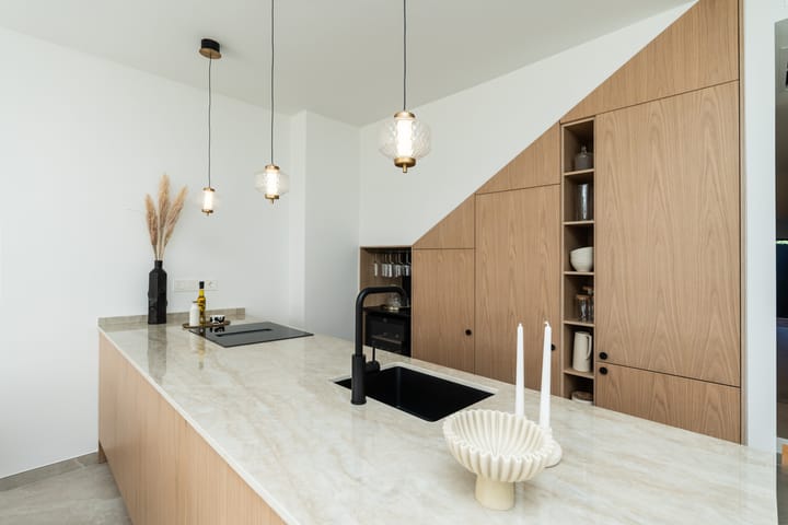 Foto 5 van Calle valle del golf 8