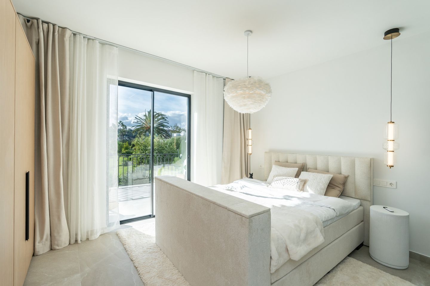 Foto 14 van Calle valle del golf 8