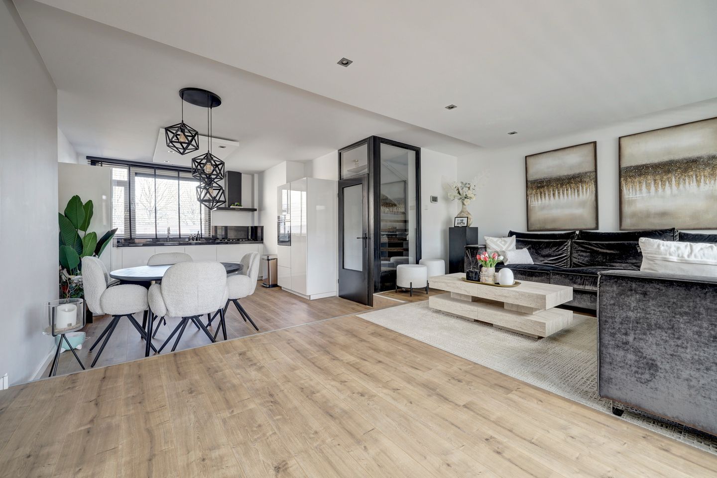 Foto 1 van Witte Hoek 10