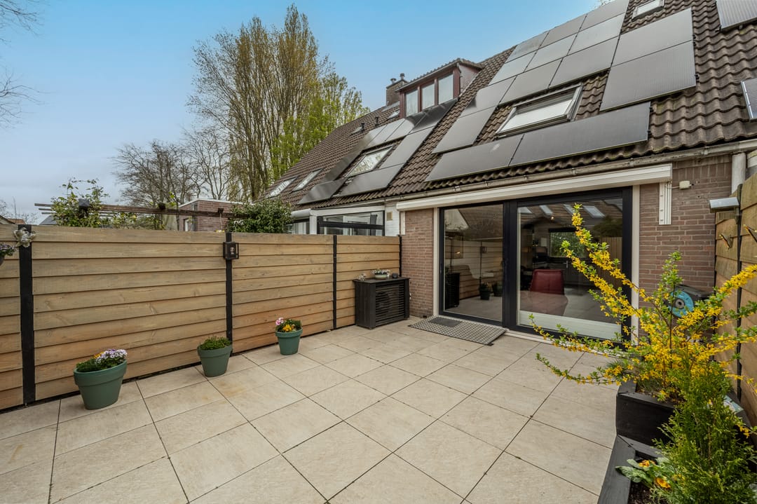 Foto 2 van Klompenmaker 25